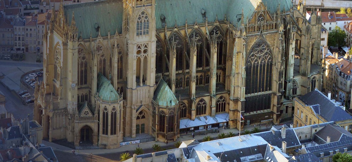 ASR Nettoyage Metz - Entretien Professionnel pour Bureaux et Commerces