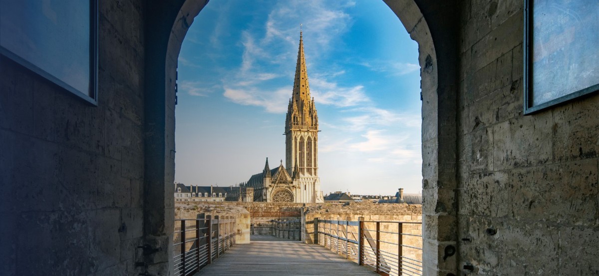 ASR Nettoyage Caen - Services de Nettoyage pour Bureaux et Commerces