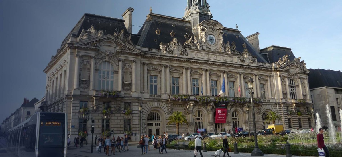 ASR Nettoyage Tours - Services de Nettoyage pour Espaces Professionnels