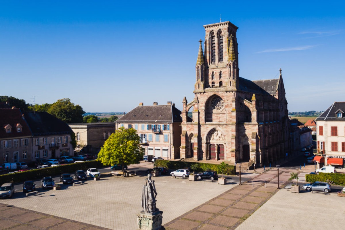 ASR Nettoyage Phalsbourg - Services de Nettoyage pour Bureaux et Espaces de Travail